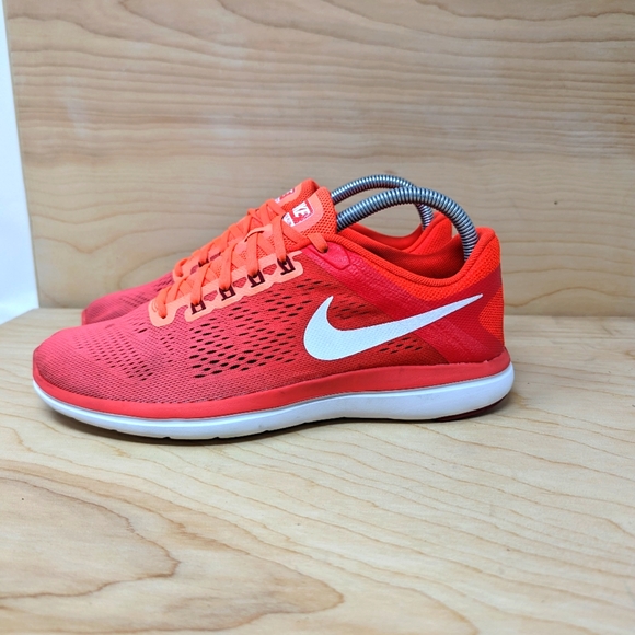 Womens Nike Flex Run 2016 Red Orange Running Sneakers SZ 8.5 US - Picture 3 of 7
